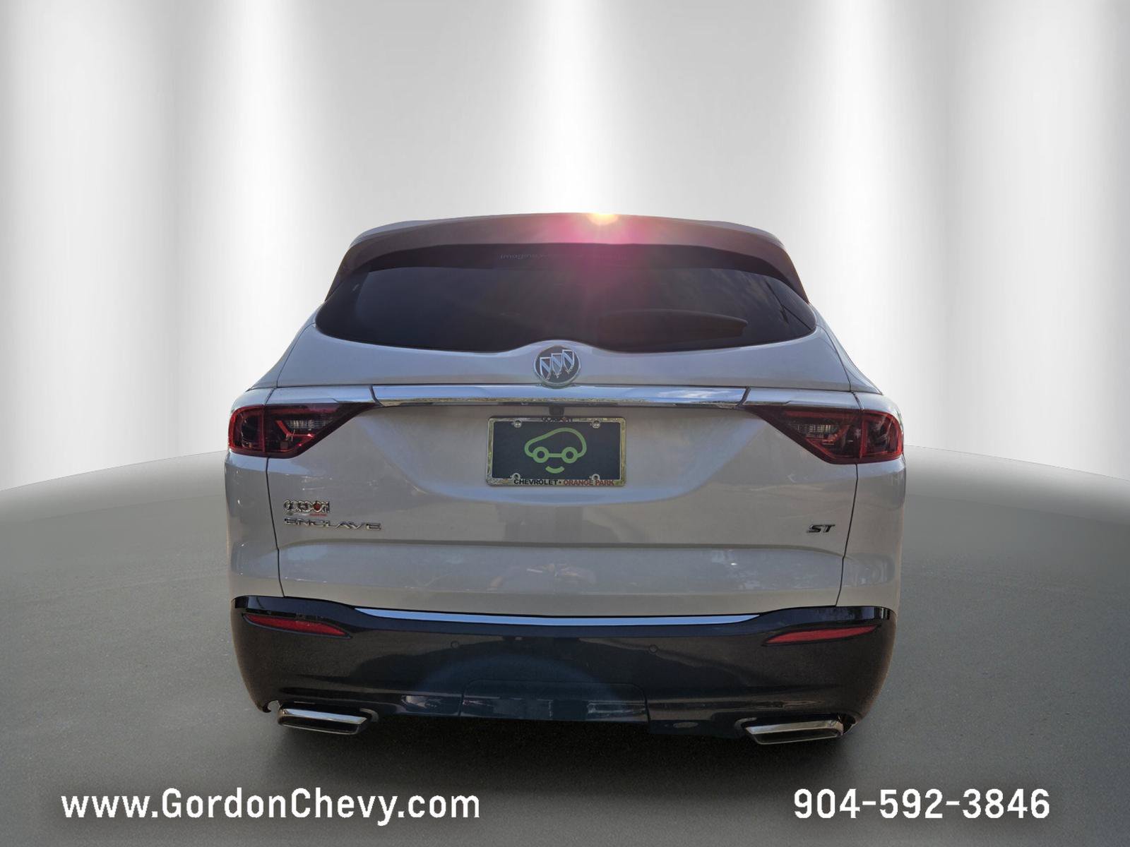 Certified 2023 Buick Enclave Essence w/ Experience Buick Package FWD image 4