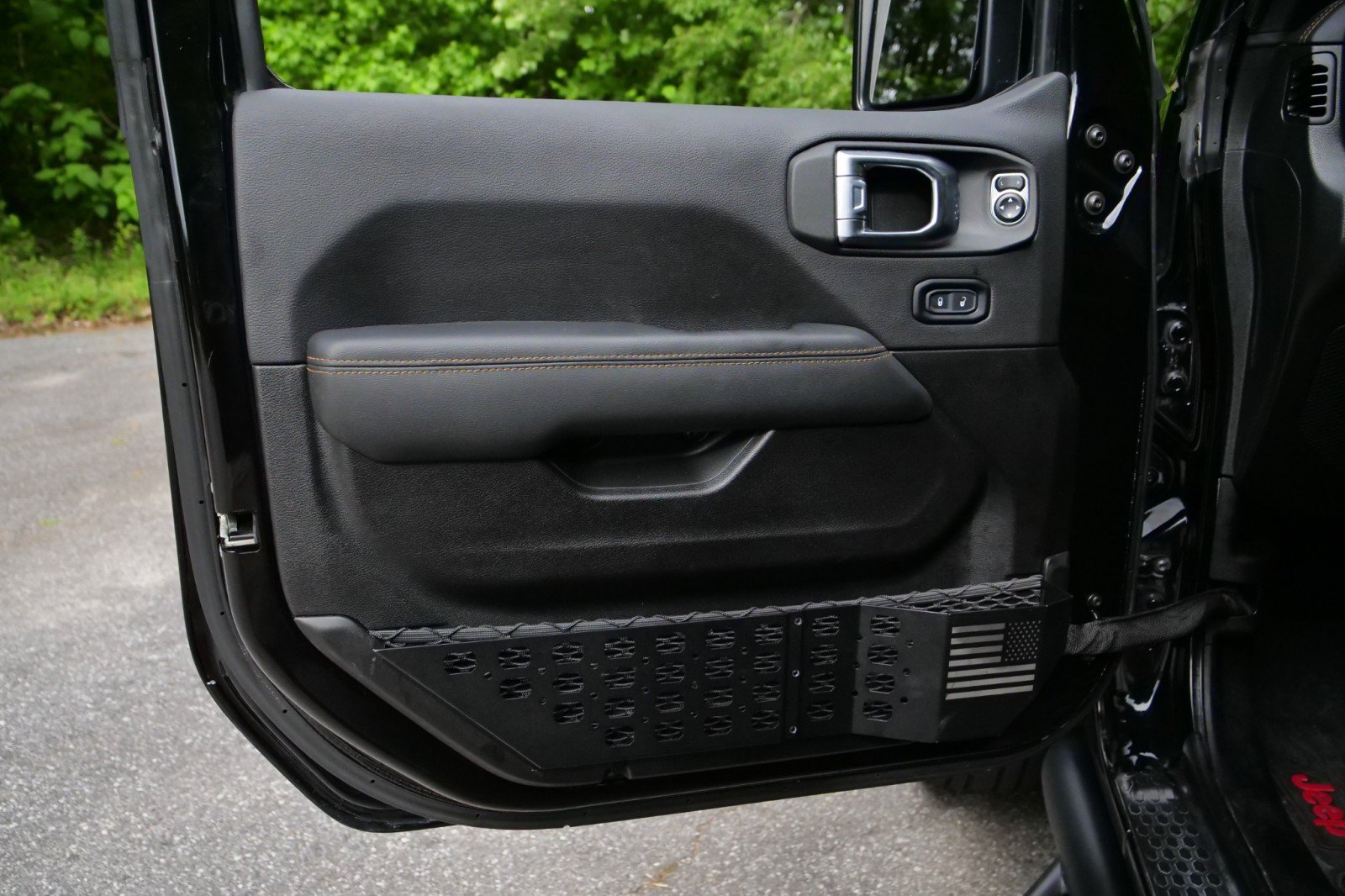 Used 2023 Jeep Gladiator Overland AWD/4WD image 21
