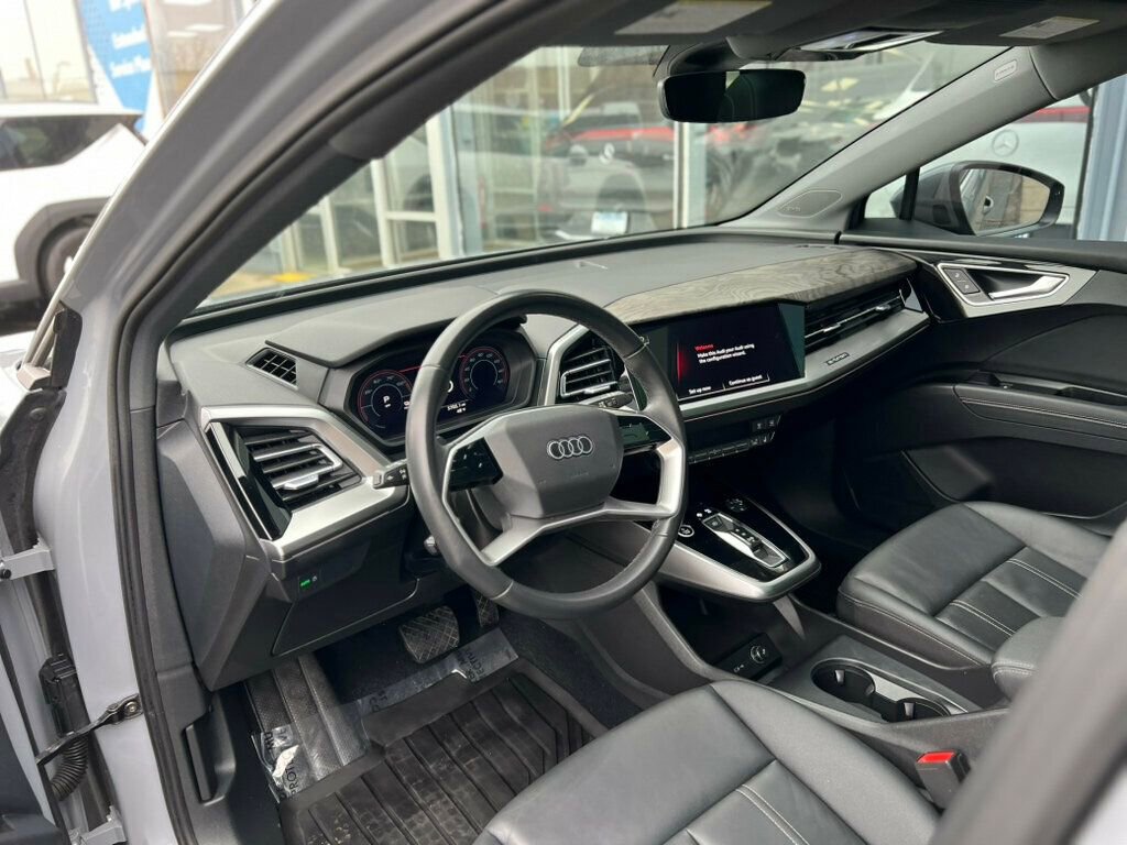 Used 2023 Audi Q4 e-tron Premium Plus w/ Premium Plus image 15