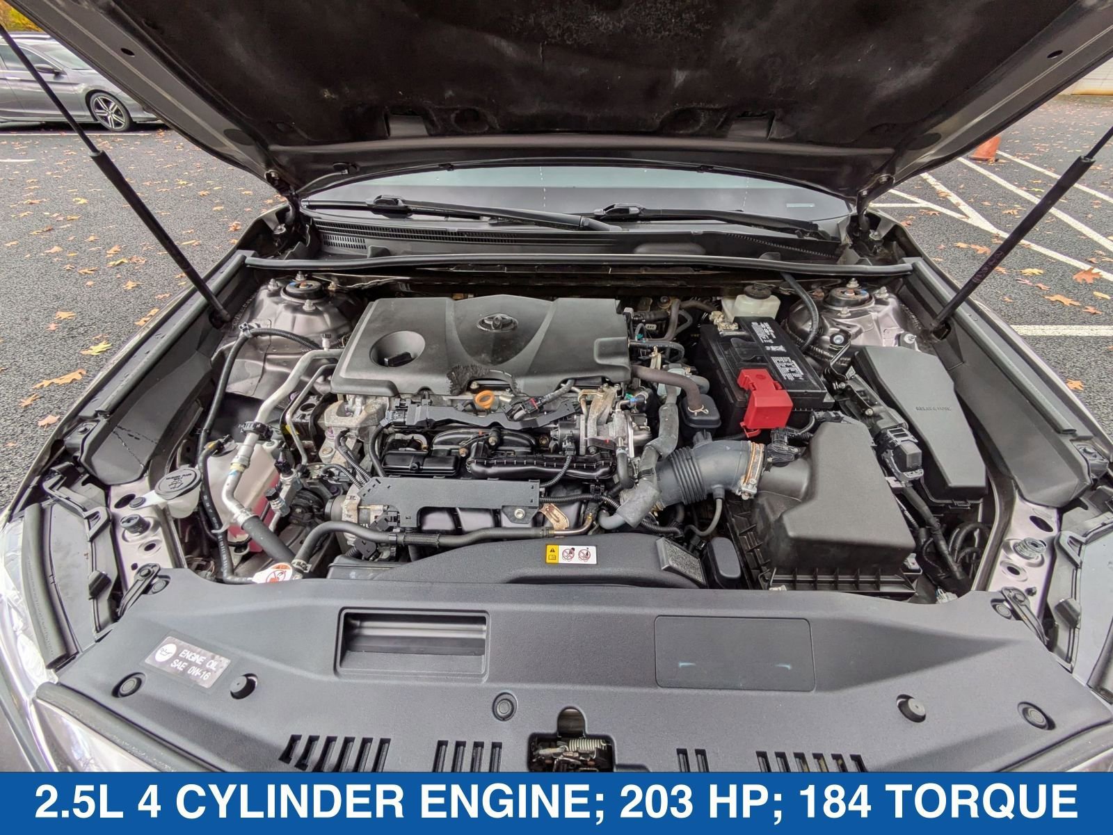 Used 2018 Toyota Camry SE w/ Moonroof Package image 36