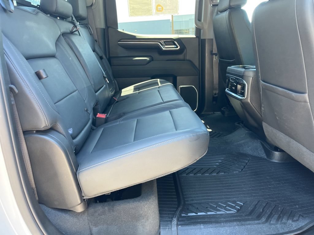 Used 2024 Chevrolet Silverado 1500 LTZ w/ LTZ Convenience Package II AWD/4WD image 23