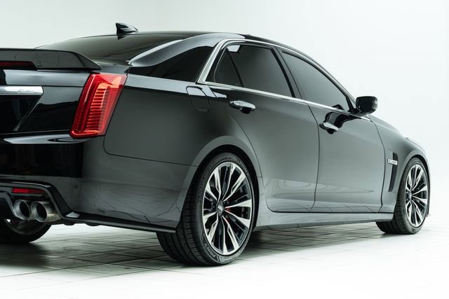 Used 2018 Cadillac CTS V w/ Luxury Package image 13