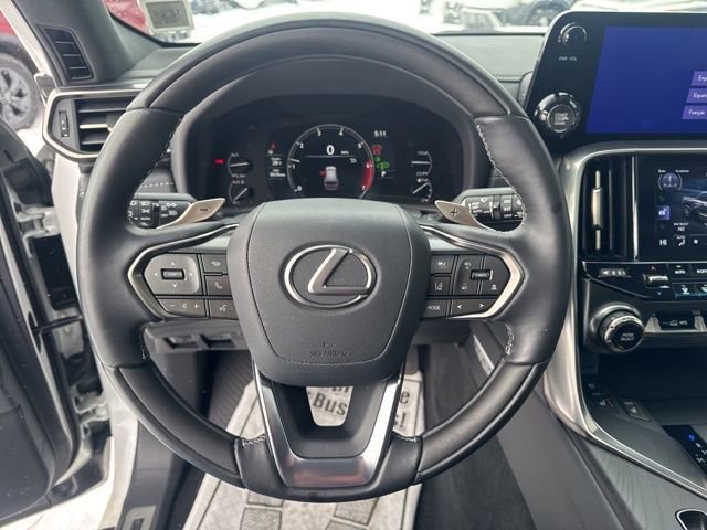 Used 2024 Lexus LX 600 4WD w/ Appearance Package image 10