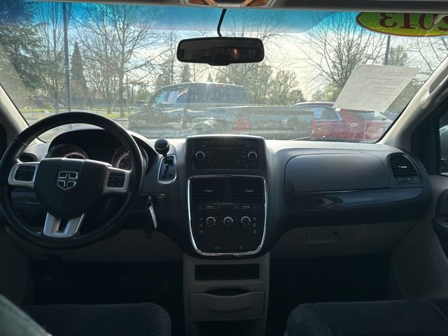 Used 2013 Dodge Grand Caravan American Value Package w/ UConnect Hands-Free Group image 22