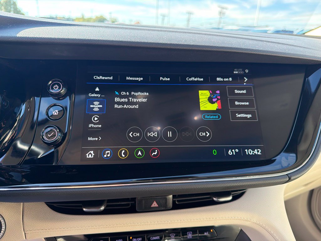Used 2023 Buick Envision Avenir FWD image 15