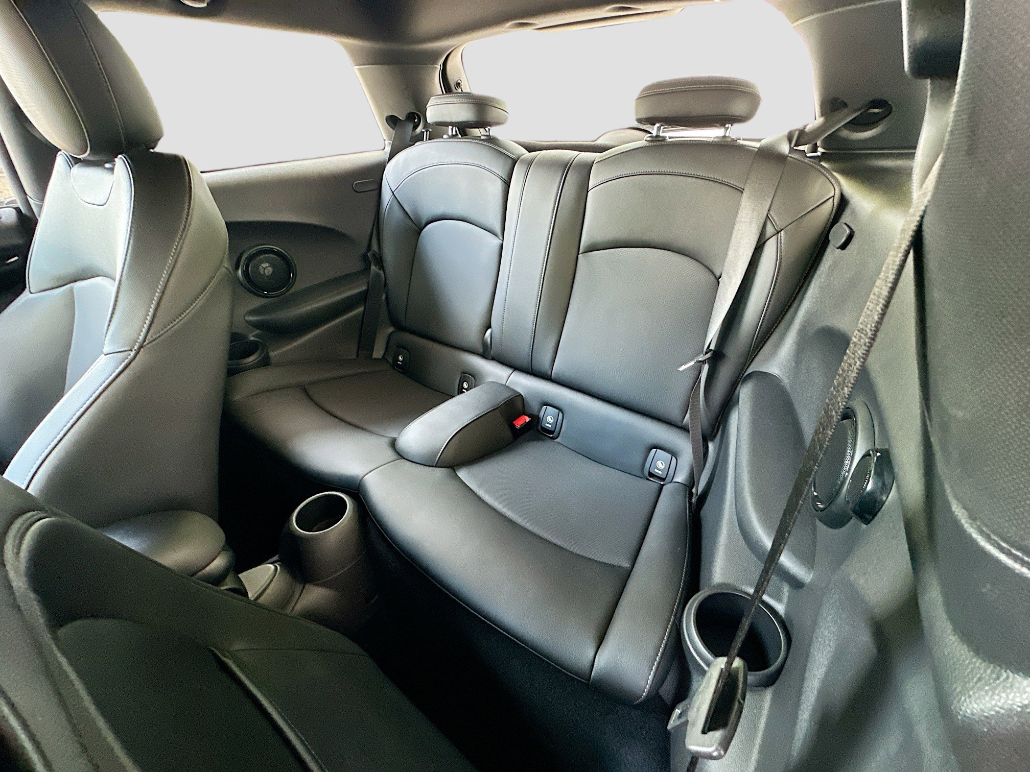 Used 2019 MINI Cooper S w/ Premium Package FWD image 26