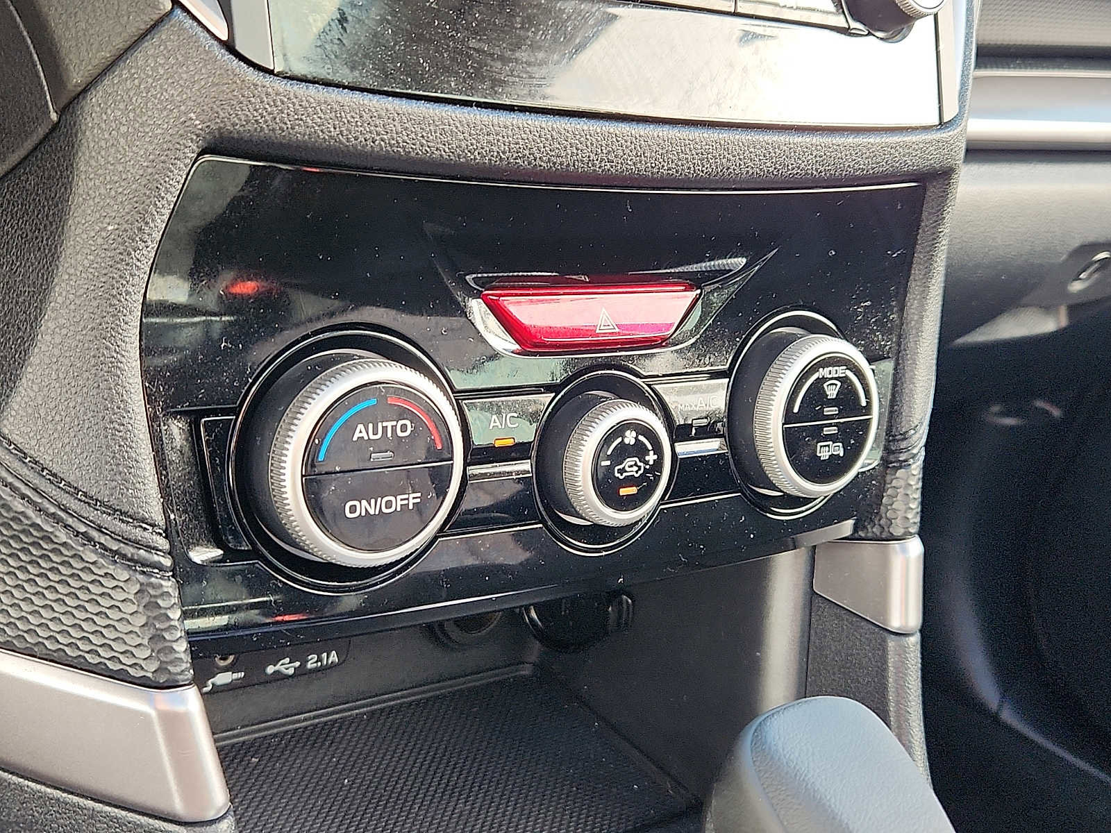 Used 2023 Subaru Forester Premium image 16