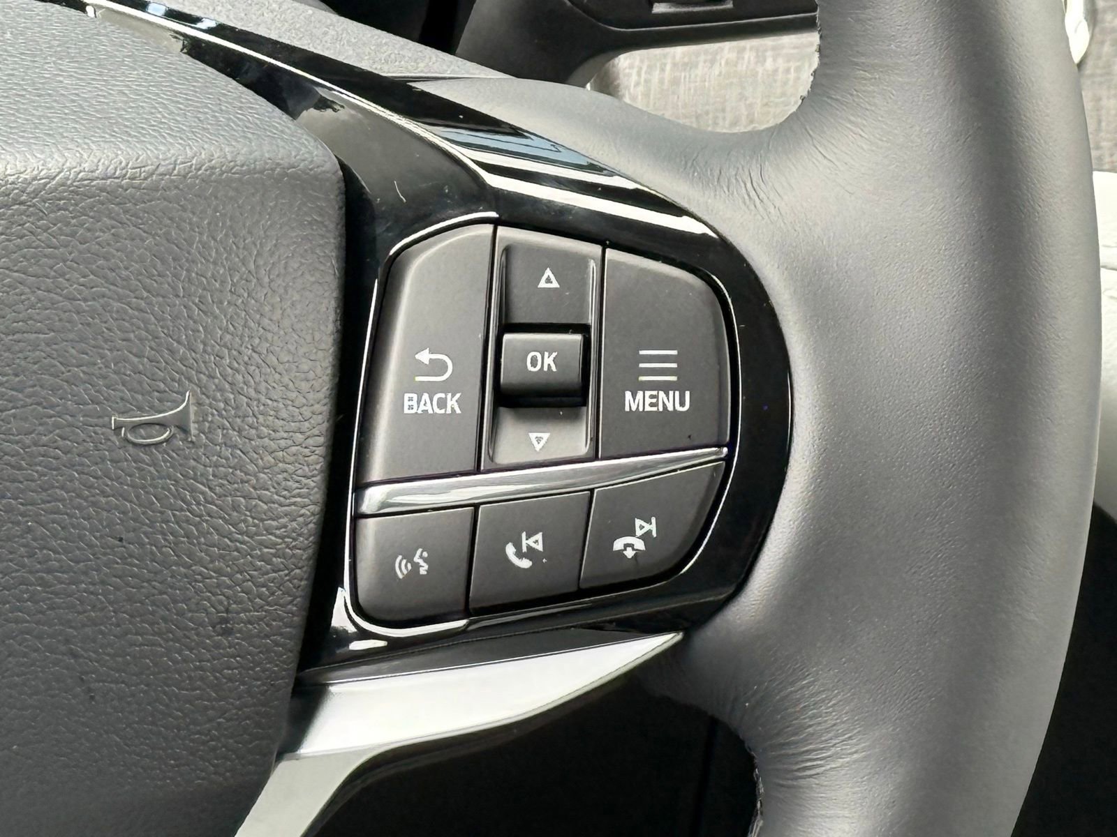 New 2026 Ford Explorer Platinum image 35