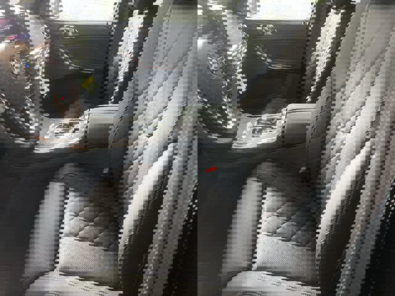 Used 2024 BMW X5 xDrive40i w/ Premium Package image 9