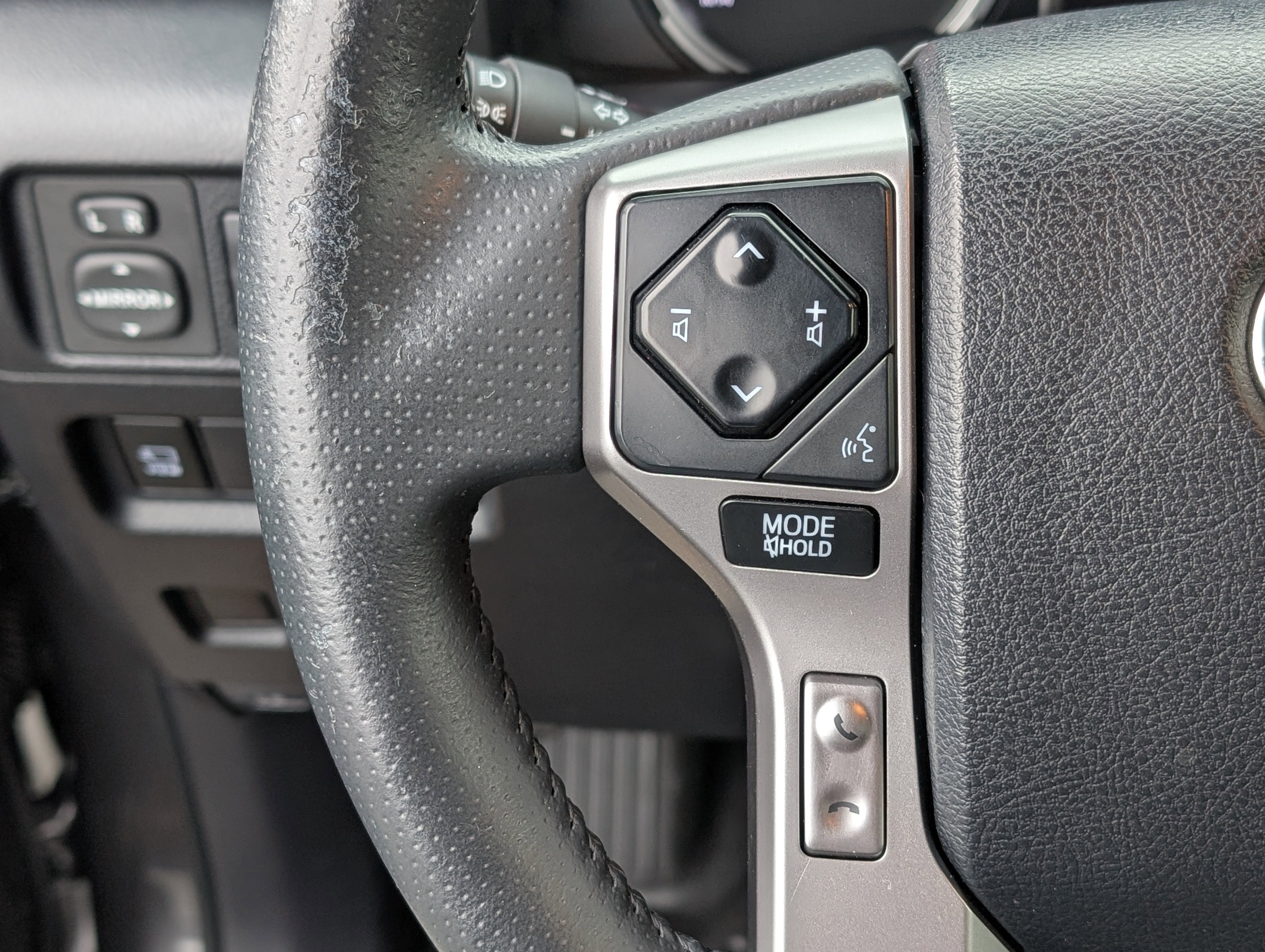 Used 2022 Toyota 4Runner Limited image 22