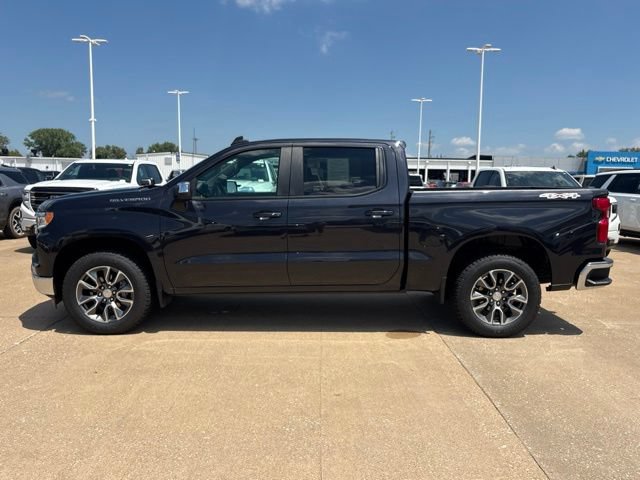 Used 2023 Chevrolet Silverado 1500 LT AWD/4WD image 7