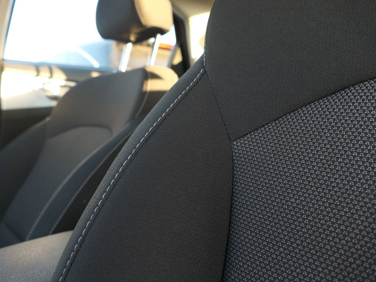 Used 2023 Kia Forte LXS w/ LXS Technology Package image 17