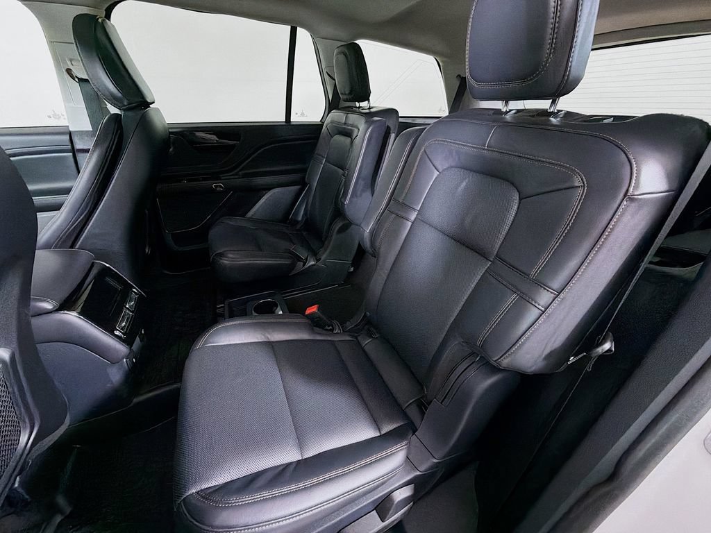 Used 2025 Lincoln Aviator Reserve AWD/4WD image 20