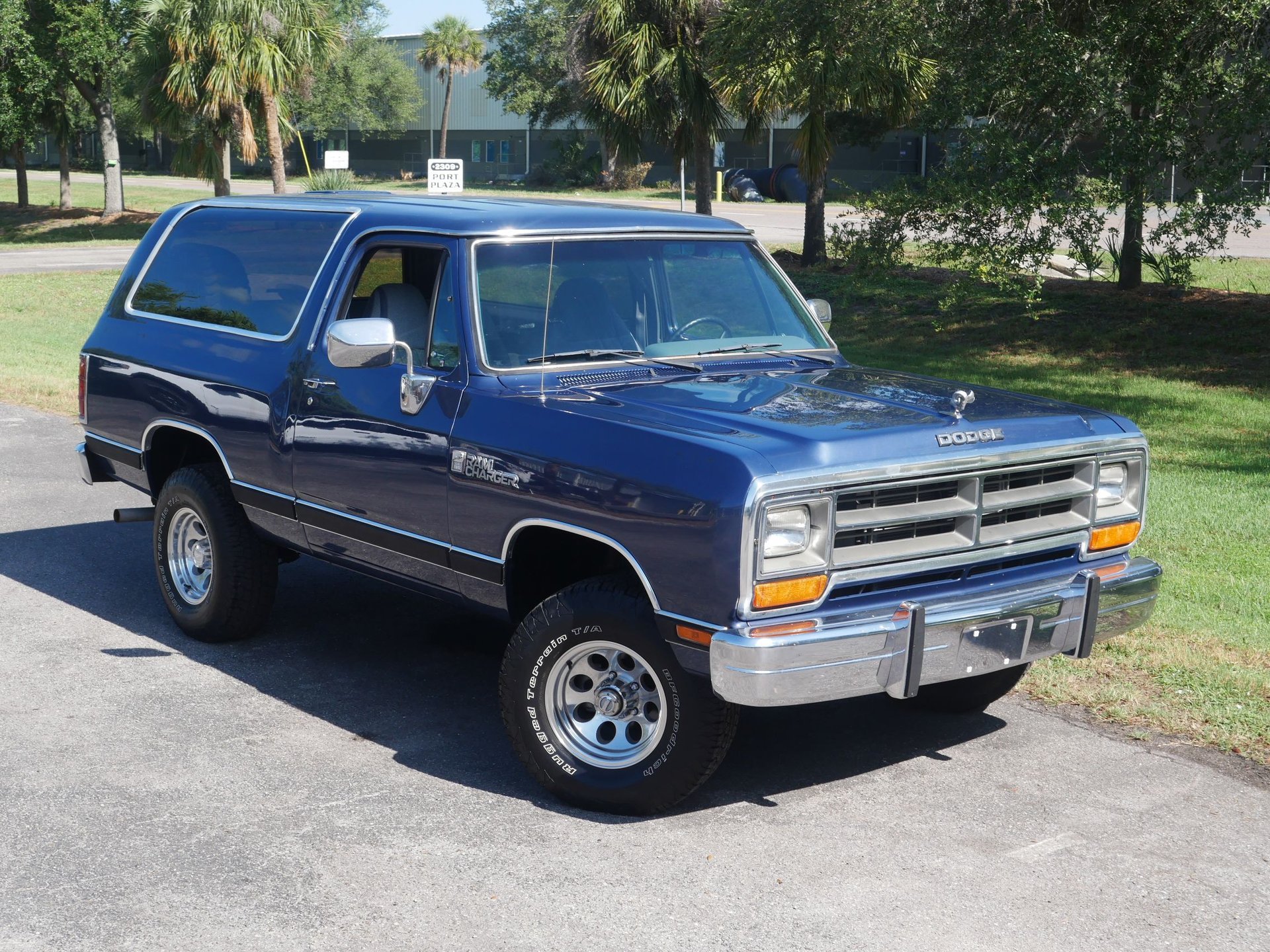 Used 1988 Dodge Ramcharger 4WD image 37