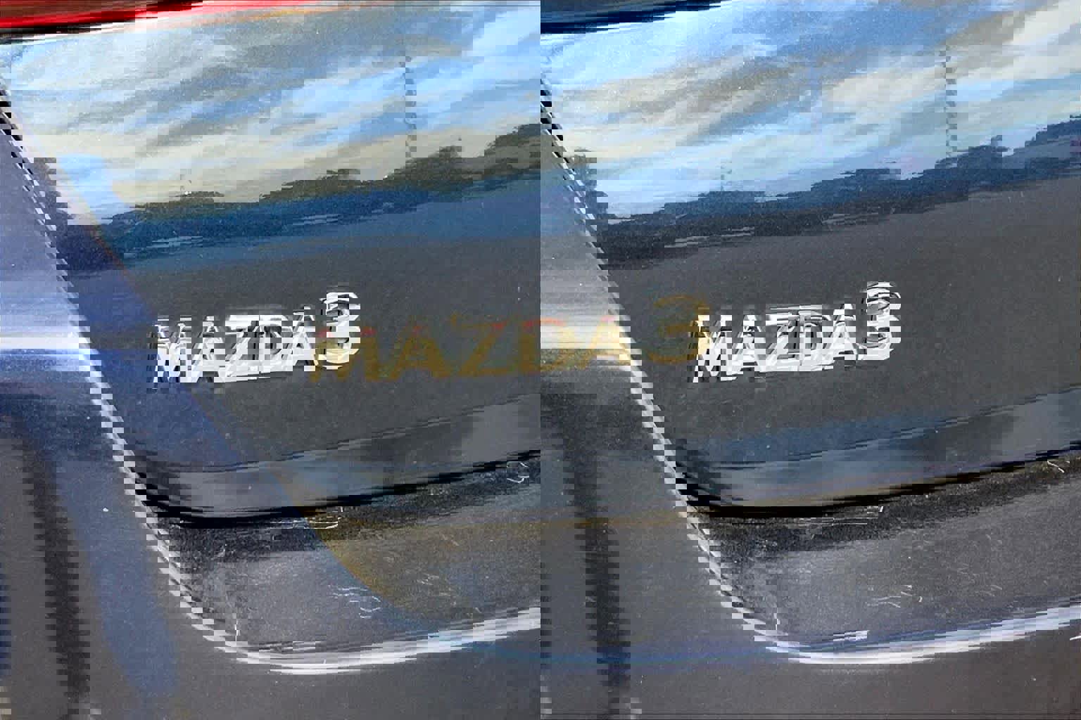 Used 2021 MAZDA MAZDA3 s image 30