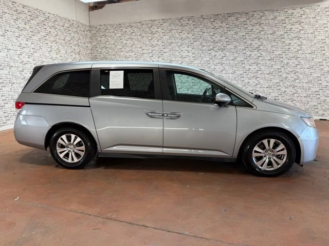 Used 2016 Honda Odyssey SE image 6