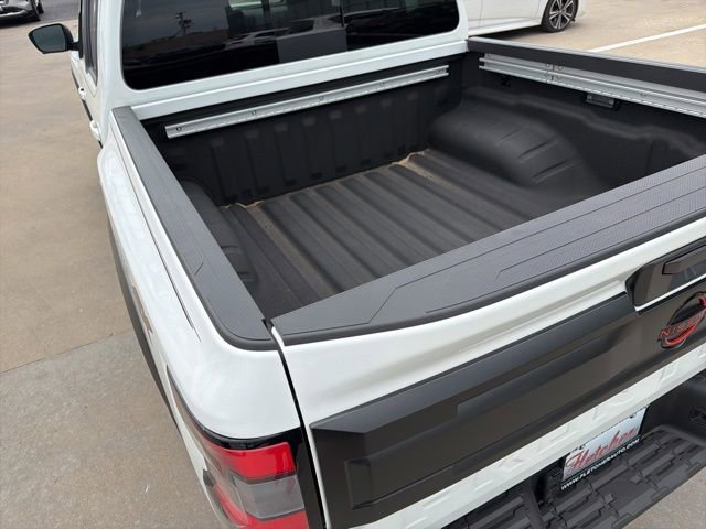 New 2026 Nissan Frontier PRO-4X w/ Pro Premium Package AWD/4WD image 8