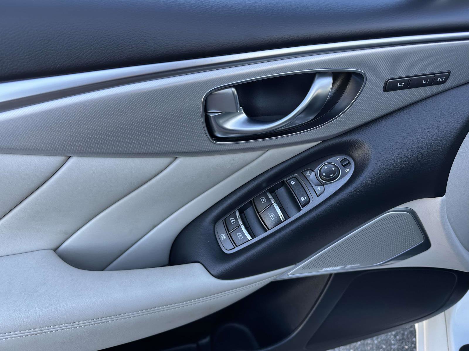 Used 2022 INFINITI Q50 Luxe w/ Cargo Package image 16