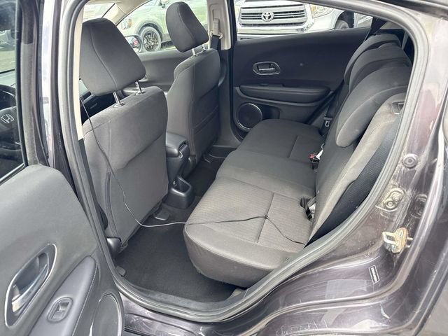 Used 2018 Honda HR-V EX image 17