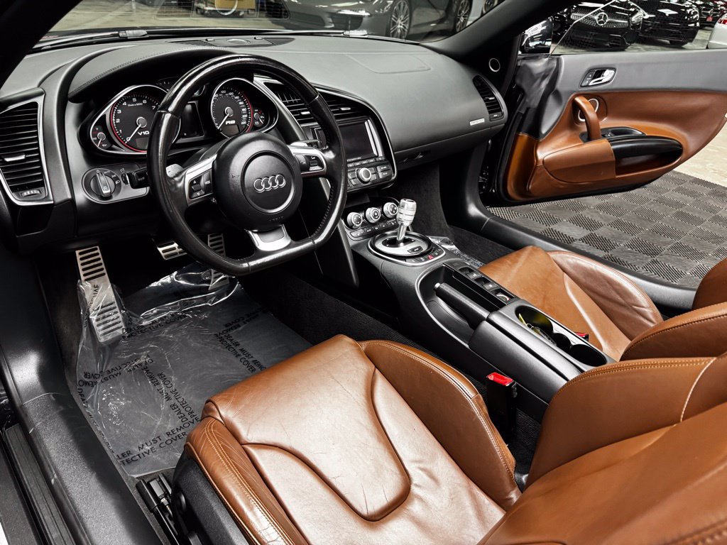 Used 2011 Audi R8 V10 AWD/4WD image 36