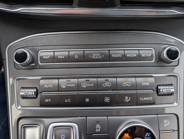 Used 2022 Hyundai Santa Fe Calligraphy image 27