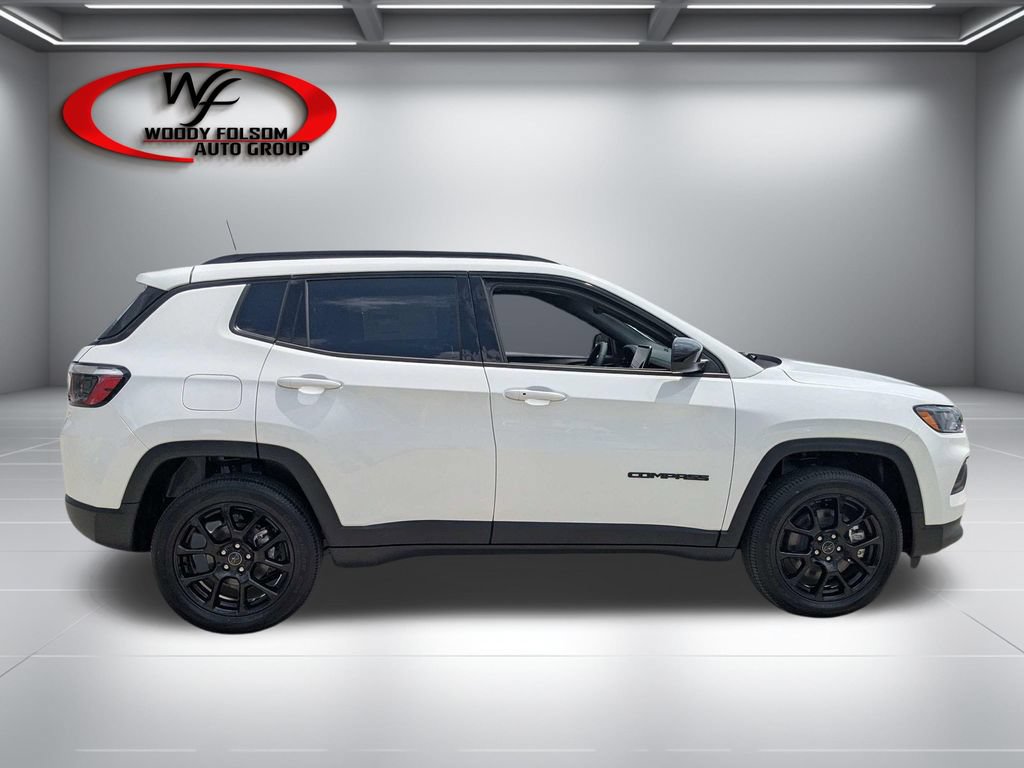 New 2026 Jeep Compass Latitude AWD/4WD image 2