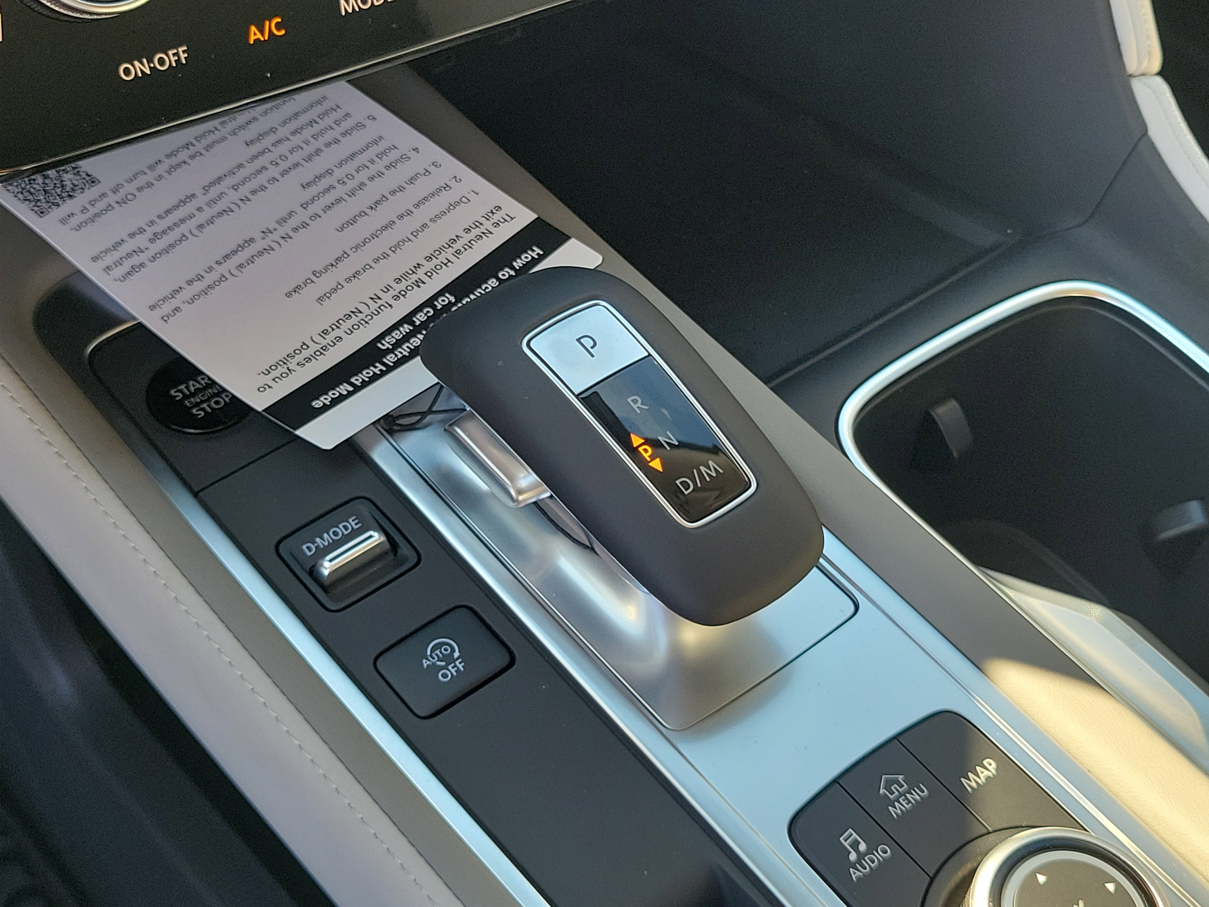 New 2026 INFINITI QX60 Luxe w/ Family Package image 19