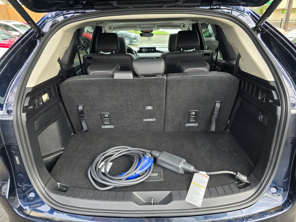 Certified 2024 MAZDA CX-90 Plug-In Hybrid w/ Preferred image 18