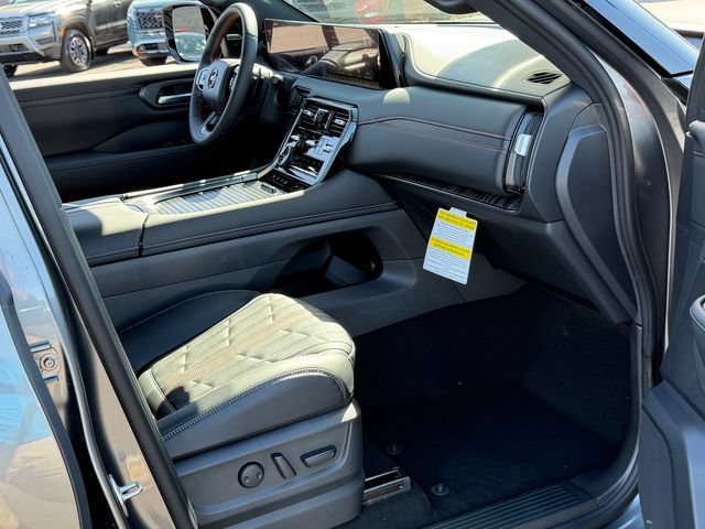 New 2026 Nissan Armada PRO-4X w/ Captain's Chari Seat Package AWD/4WD image 28