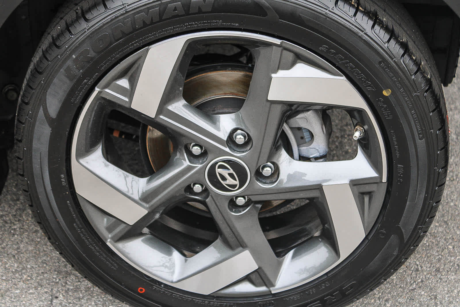 Used 2023 Hyundai Venue SEL FWD image 11