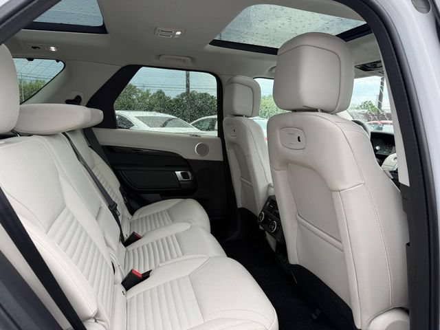 Used 2025 Land Rover Discovery S AWD/4WD image 14