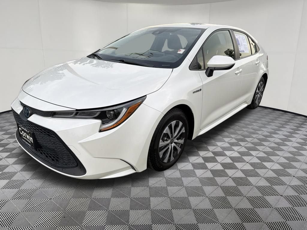 Used 2021 Toyota Corolla LE w/ Carpet Mat Package (TMS) FWD image 3