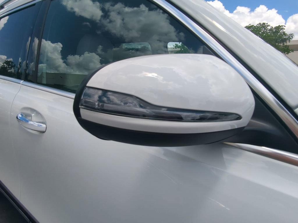 New 2025 Mercedes-Benz GLB 250 GLB 250 image 23