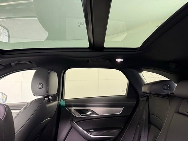 Certified 2025 Jaguar F-PACE R-Dynamic S image 26