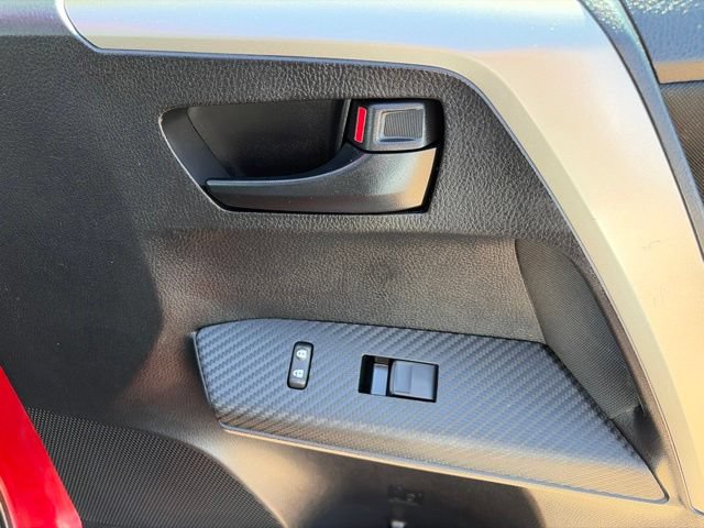 Used 2014 Toyota RAV4 LE AWD/4WD image 49