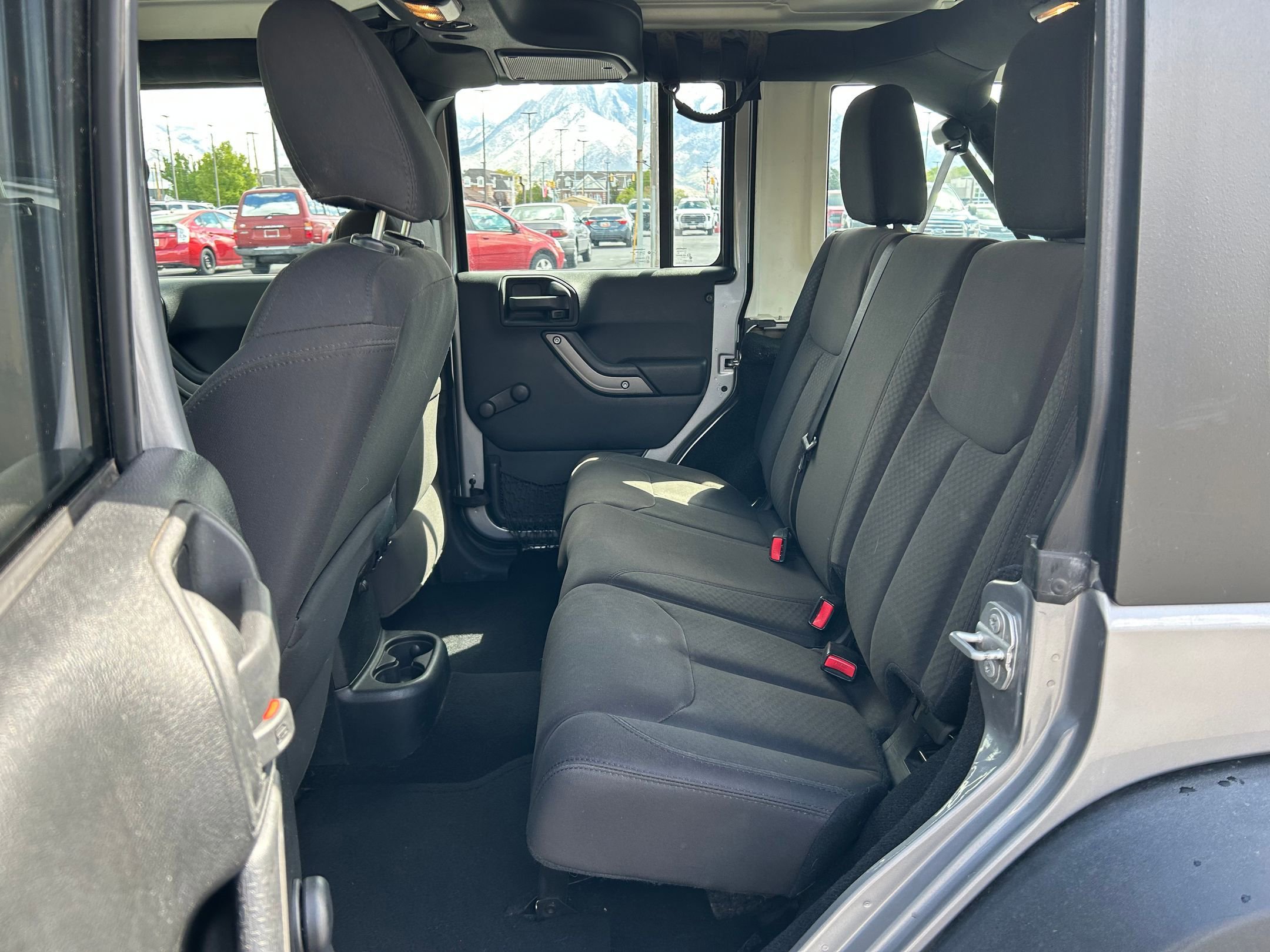 Used 2016 Jeep Wrangler Unlimited Sport w/ Connectivity Group image 23