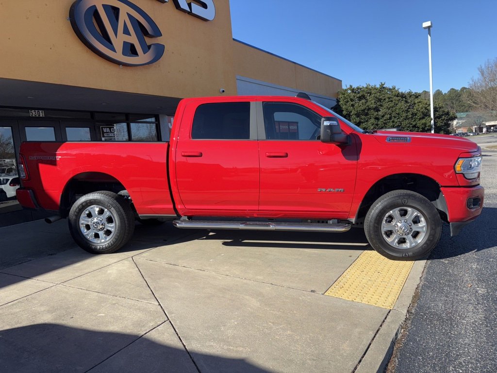 Used 2024 RAM 2500 Big Horn w/ Sport Appearance Package image 4