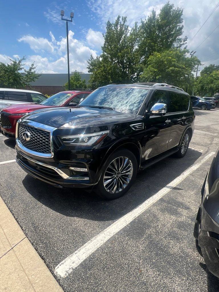 Used 2021 INFINITI QX80 Sensory w/ Cargo Package AWD/4WD image 3