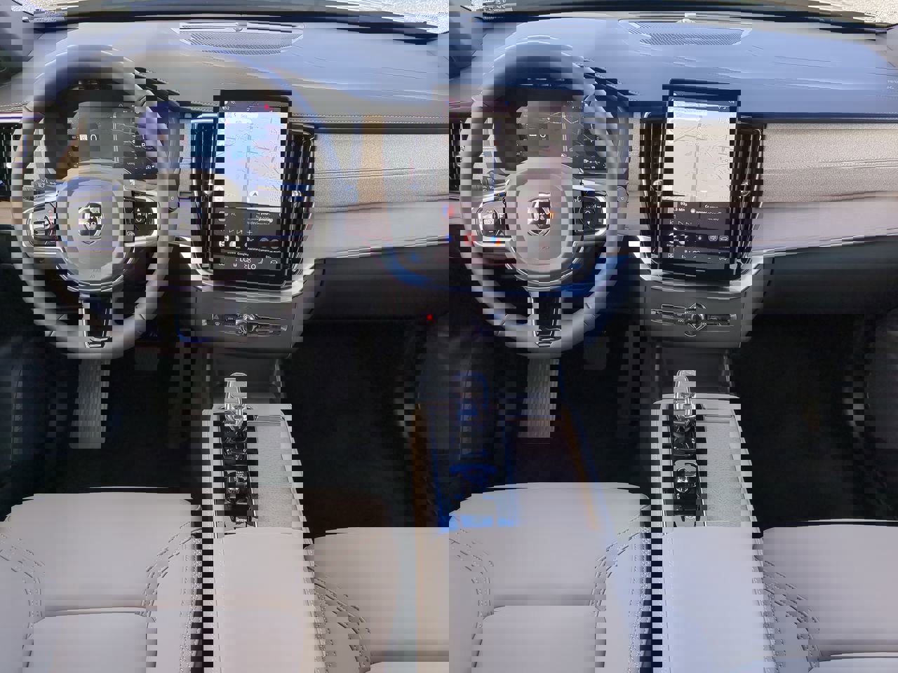 New 2026 Volvo XC90 B6 Plus w/ Protection Package Premier image 13