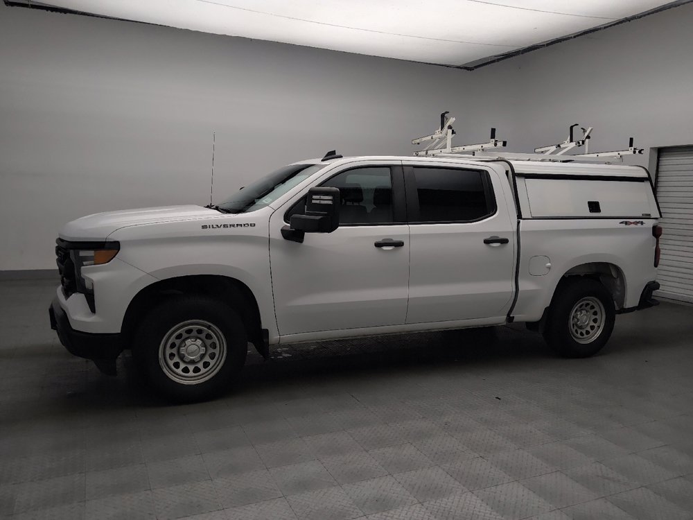 Used 2023 Chevrolet Silverado 1500 W/T w/ WT Value Package AWD/4WD image 2