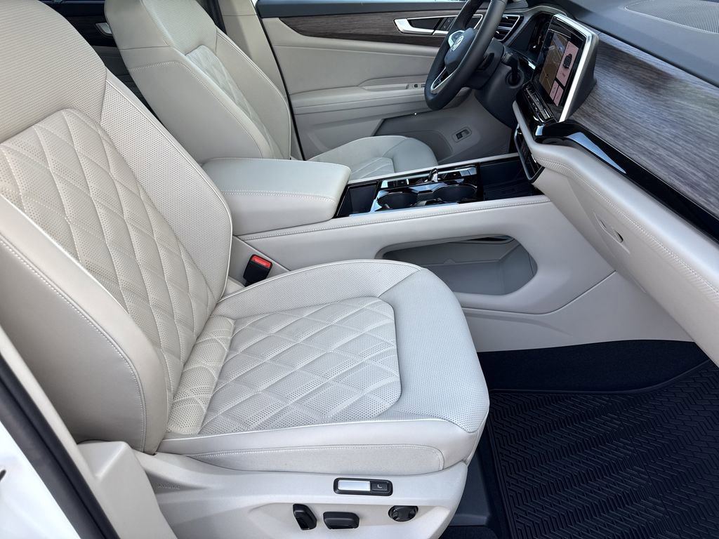 New 2026 Volkswagen Atlas SEL Premium R-Line image 38