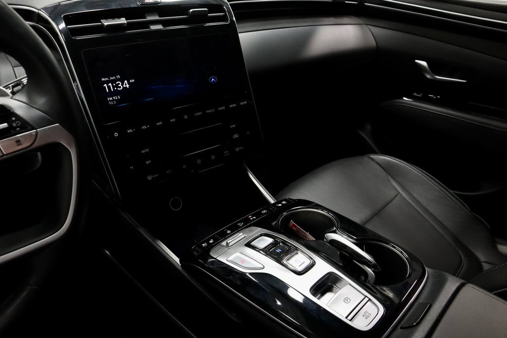 Certified 2024 Hyundai Tucson Limited FWD image 36