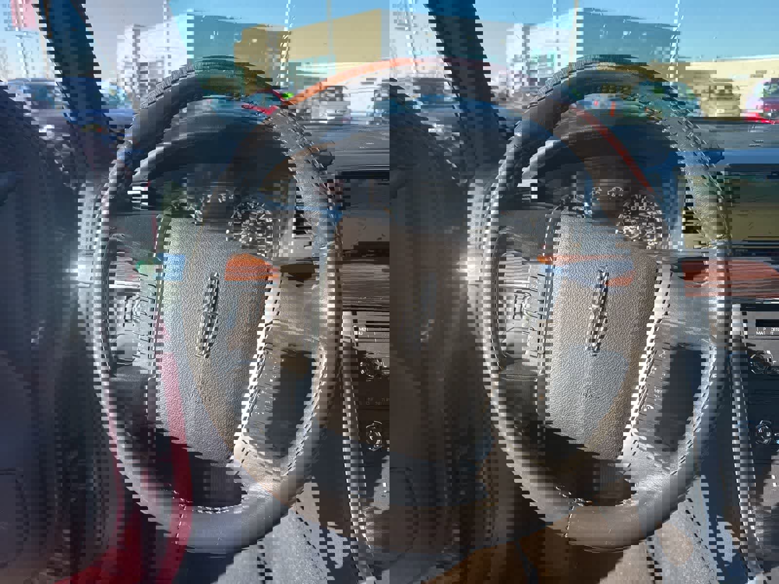 Used 2009 Lincoln MKS AWD image 21