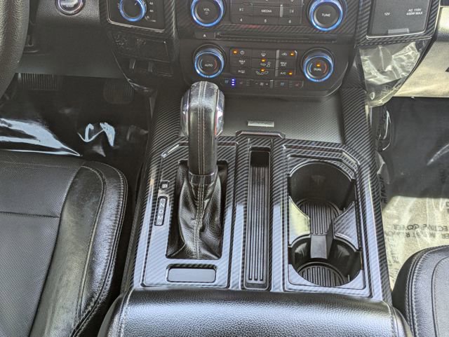Used 2015 Ford F150 Lariat image 17
