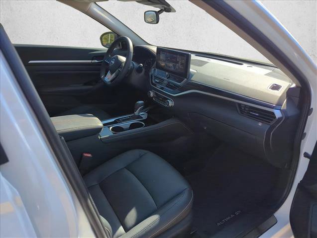 Used 2025 Nissan Altima 2.5 SR w/ SR Premium Package FWD image 20