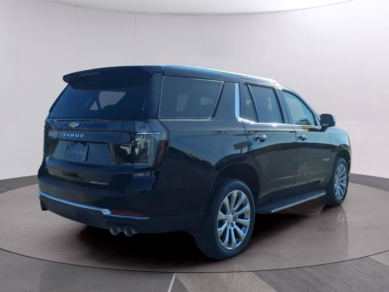 New 2026 Chevrolet Tahoe Premier w/ Sun And Tow Package AWD/4WD image 5