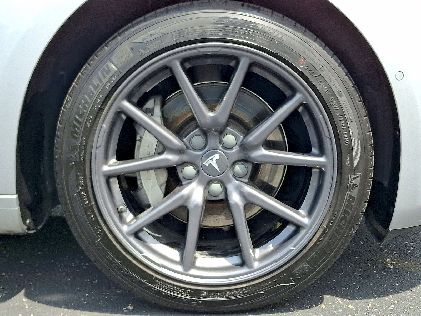 Used 2018 Tesla Model 3 Long Range RWD image 26