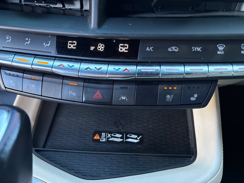 Certified 2023 Cadillac CT4 Premium Luxury AWD/4WD image 25