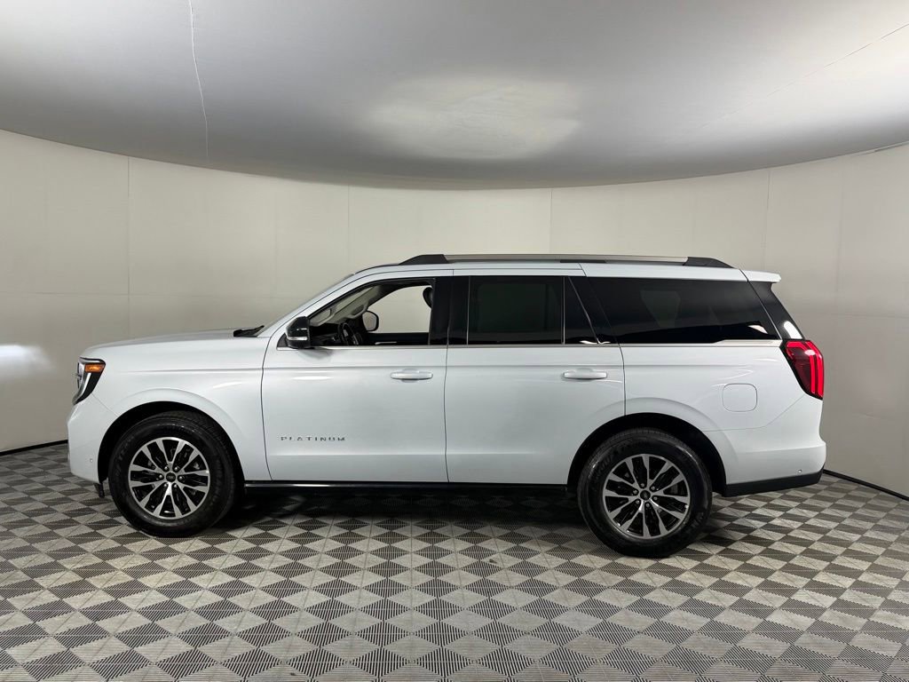 Used 2025 Ford Expedition Platinum AWD/4WD image 9