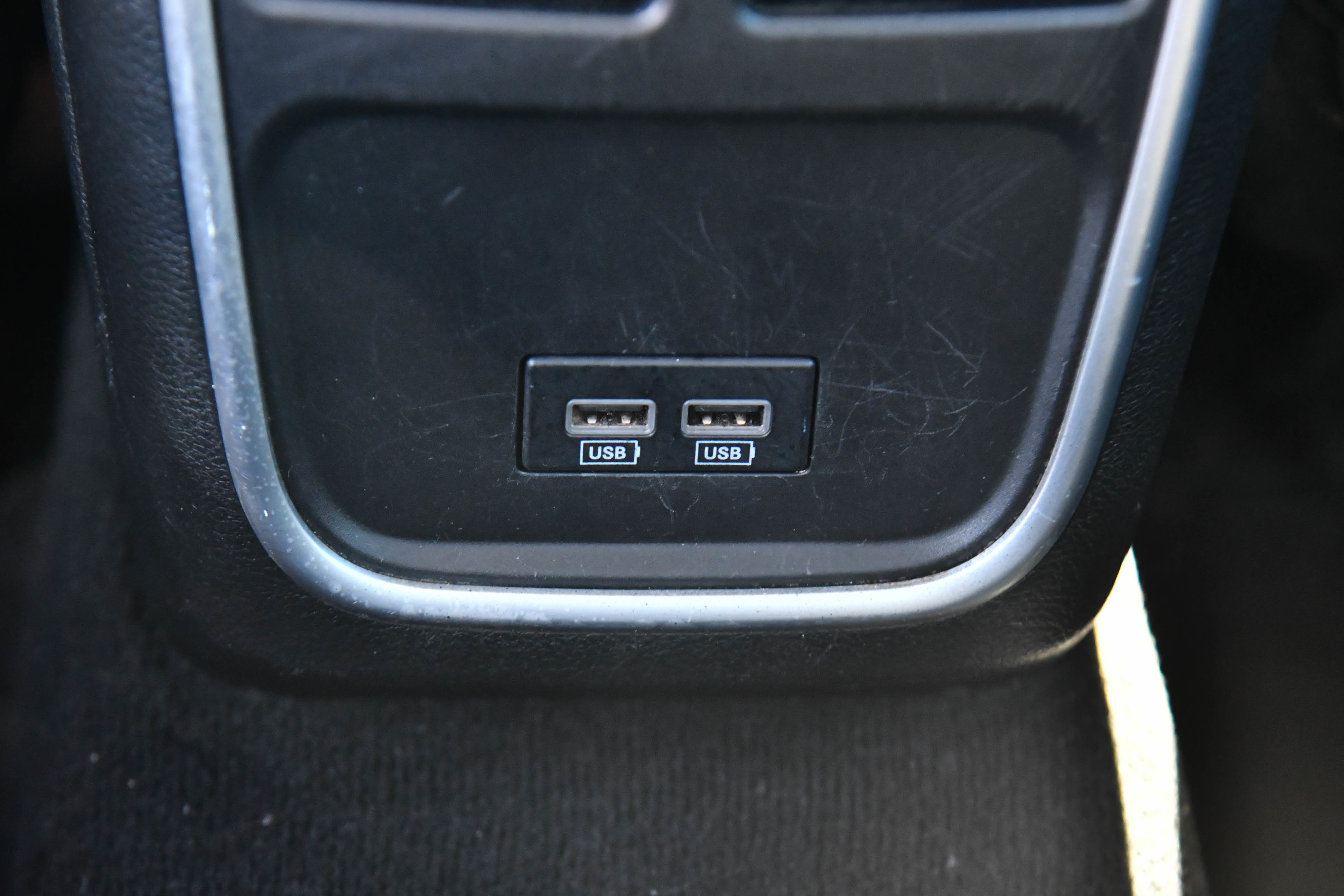 Used 2022 Chrysler 300 Touring w/ Sport Appearance Package image 35